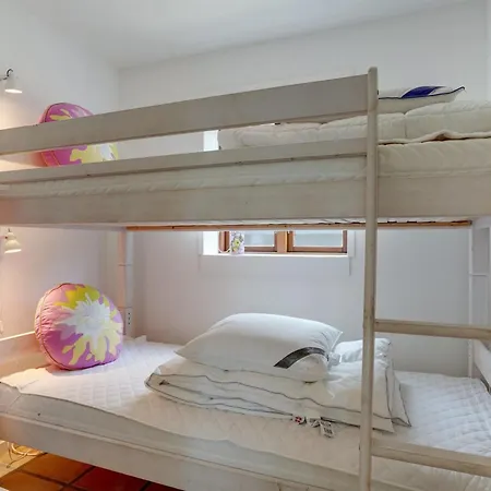 Eivi - 150m From The Sea By Interhome